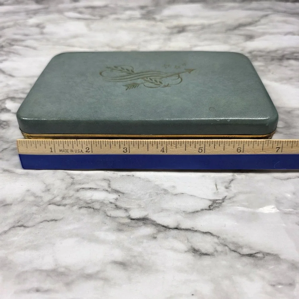 Vintage Genuine Tory Jewel Box 50's 60's Blue Velvet Interior READ Description